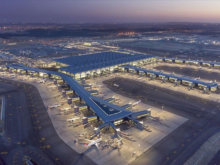 İstanbul Istanbul Airport ( IST )